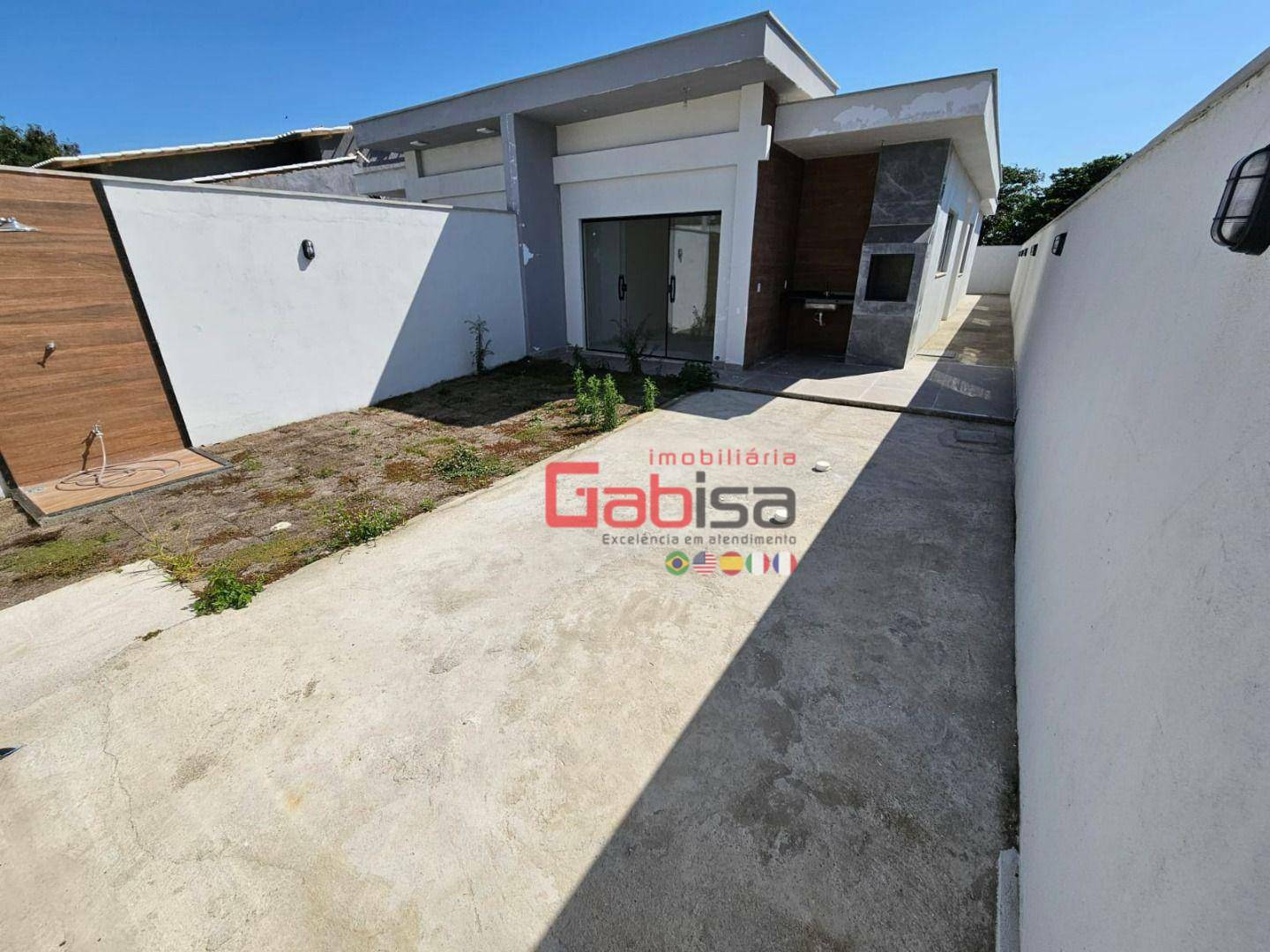 Casa à venda com 3 quartos, 175m² - Foto 1