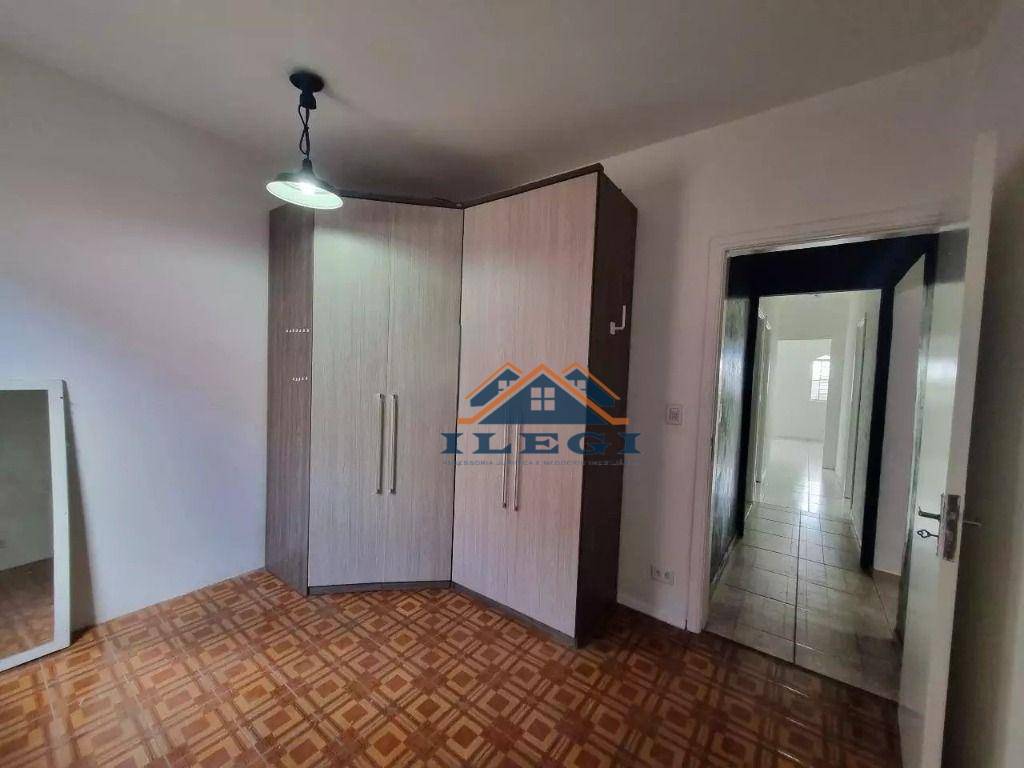 Casa para alugar com 3 quartos, 173m² - Foto 11