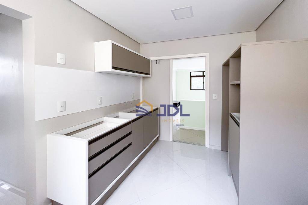 Apartamento à venda com 2 quartos, 113m² - Foto 10