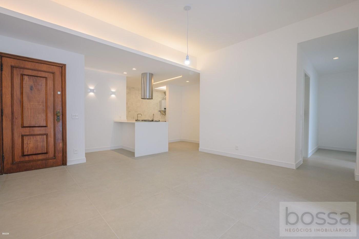 Apartamento à venda com 3 quartos, 90m² - Foto 2