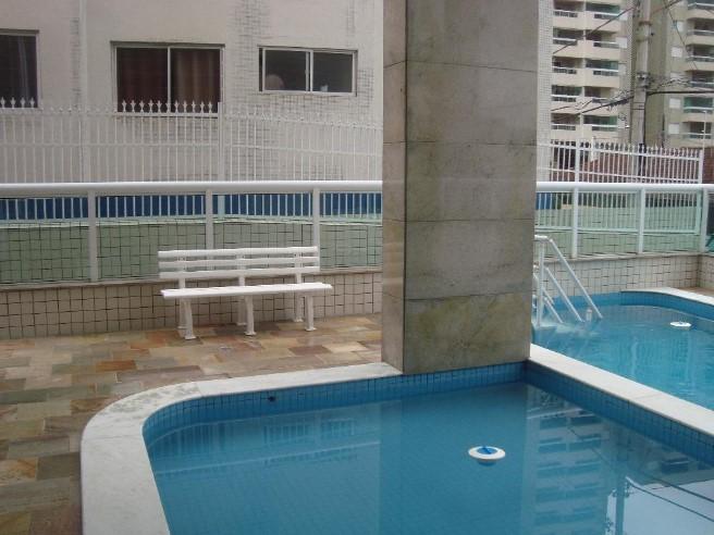 Apartamento à venda com 1 quarto, 55m² - Foto 2