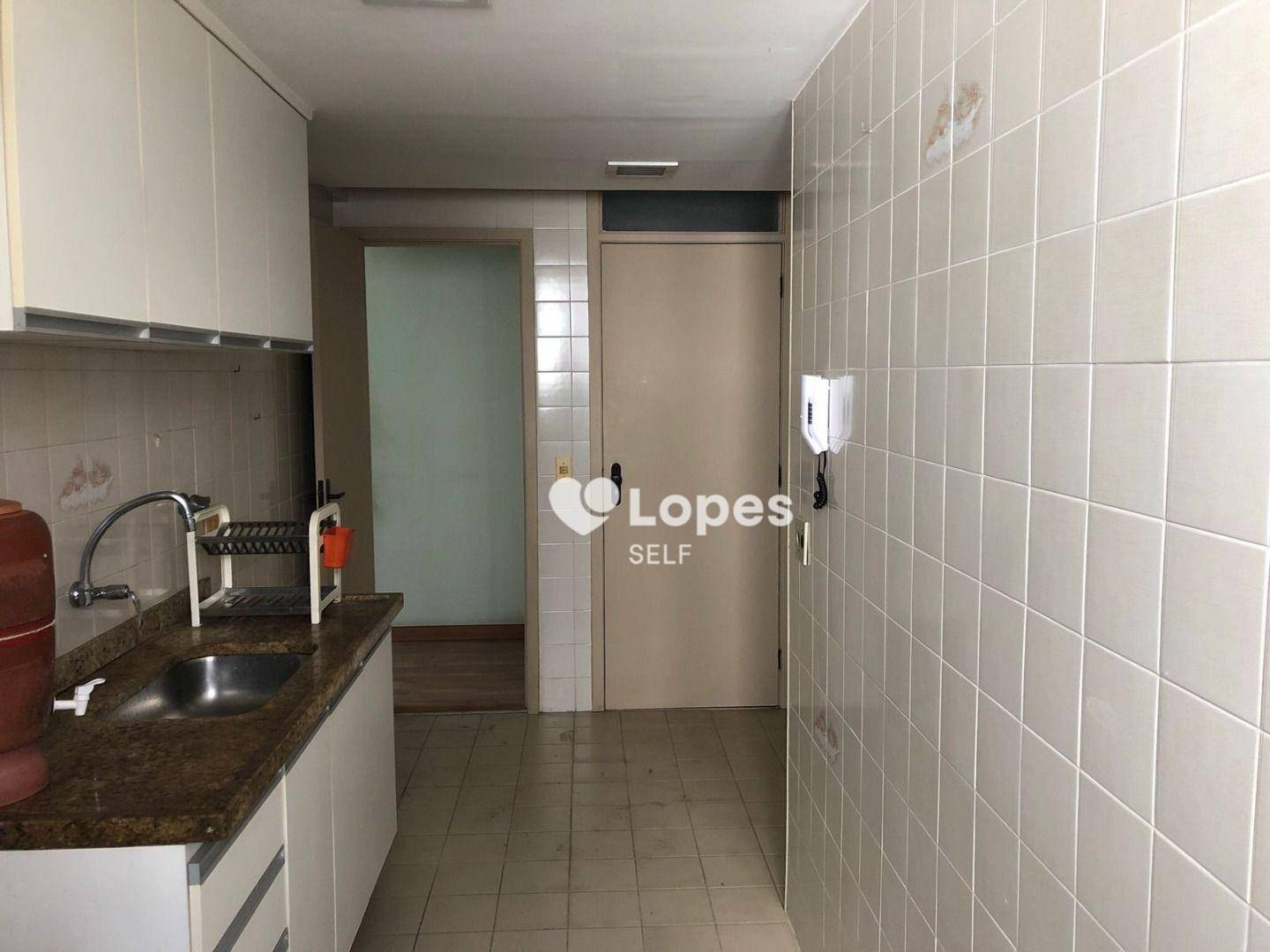 Apartamento à venda com 2 quartos, 75m² - Foto 7