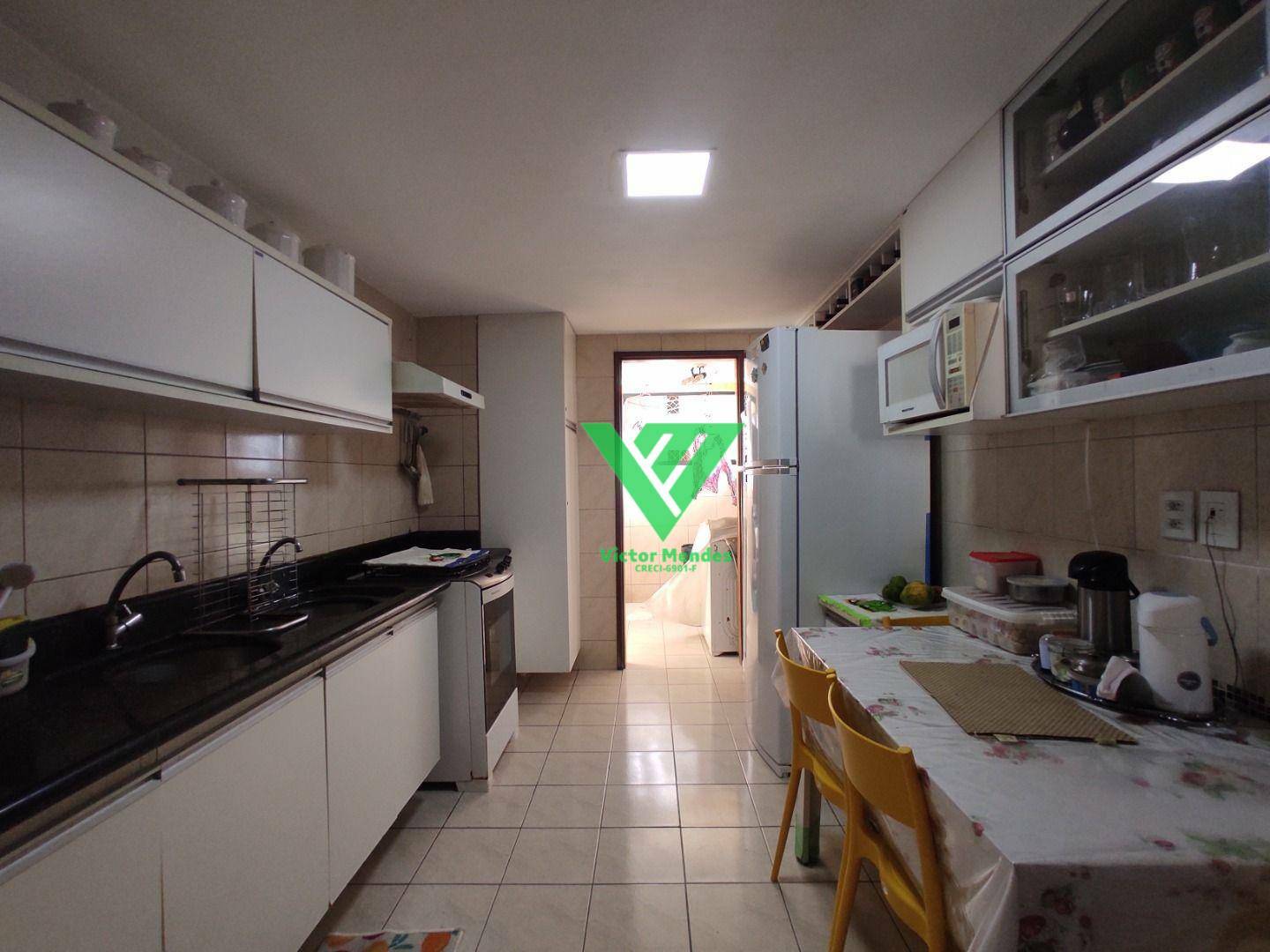 Apartamento à venda com 3 quartos, 160m² - Foto 23