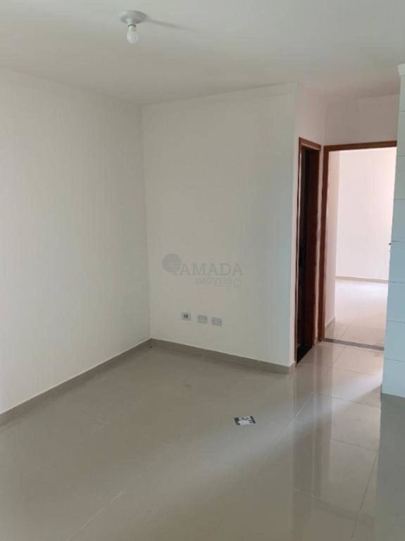 Apartamento para alugar com 2 quartos, 42m² - Foto 3