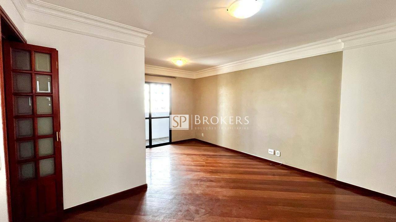 Apartamento à venda com 3 quartos, 110m² - Foto 1