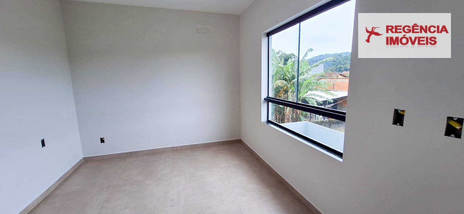 Casa à venda com 2 quartos, 82m² - Foto 9