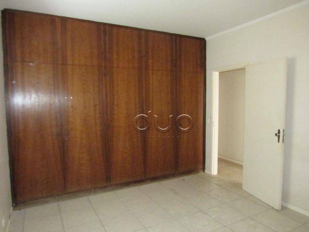 Casa para alugar com 3 quartos, 234m² - Foto 22