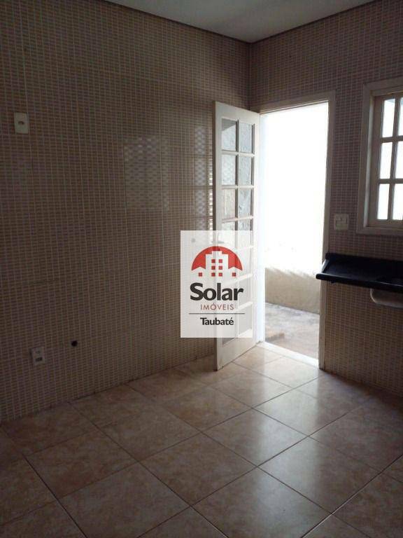 Casa à venda e aluguel com 3 quartos, 180m² - Foto 8