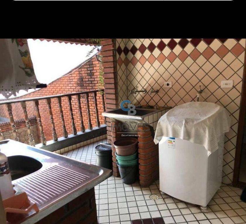 Sobrado à venda e aluguel com 4 quartos, 250m² - Foto 13