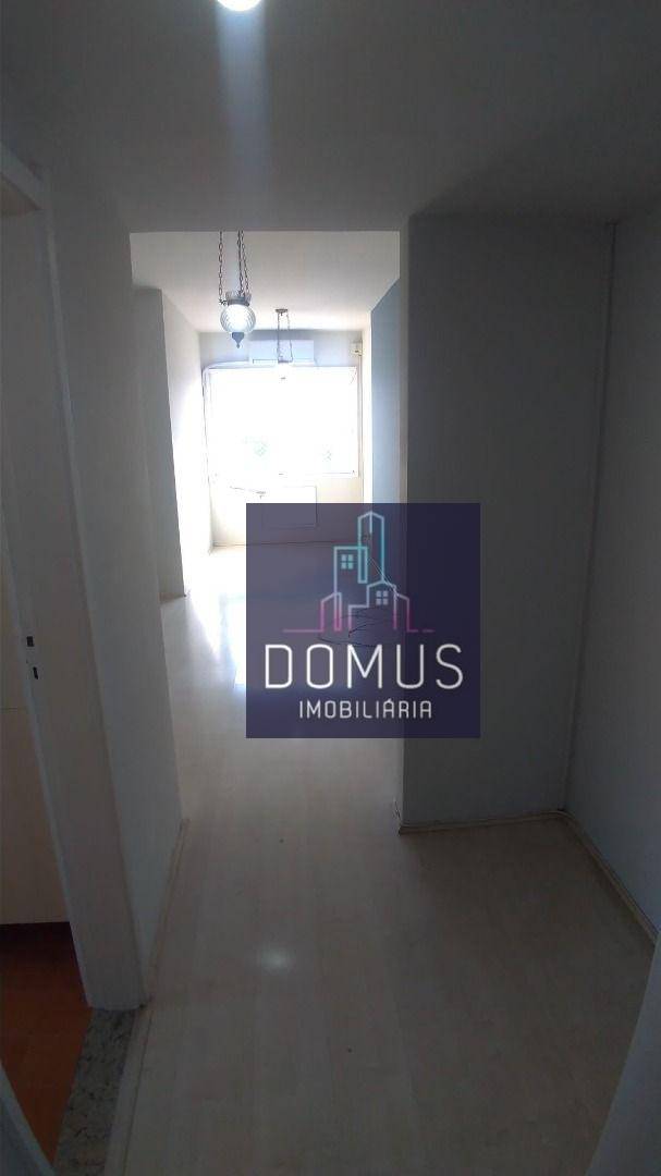 Apartamento à venda com 2 quartos, 62m² - Foto 11