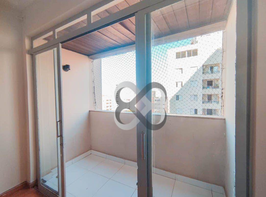 Apartamento à venda com 2 quartos, 66m² - Foto 3