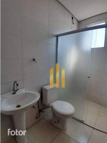 Apartamento para alugar com 2 quartos, 77m² - Foto 4