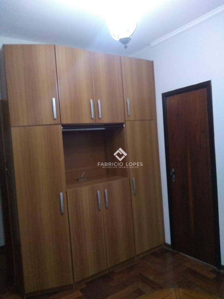 Casa para alugar com 3 quartos, 120m² - Foto 27