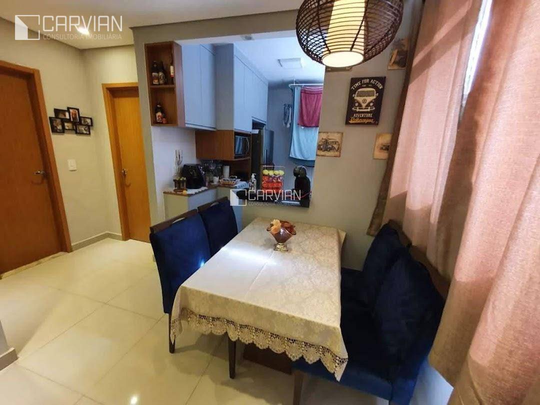 Apartamento à venda com 2 quartos, 45m² - Foto 2