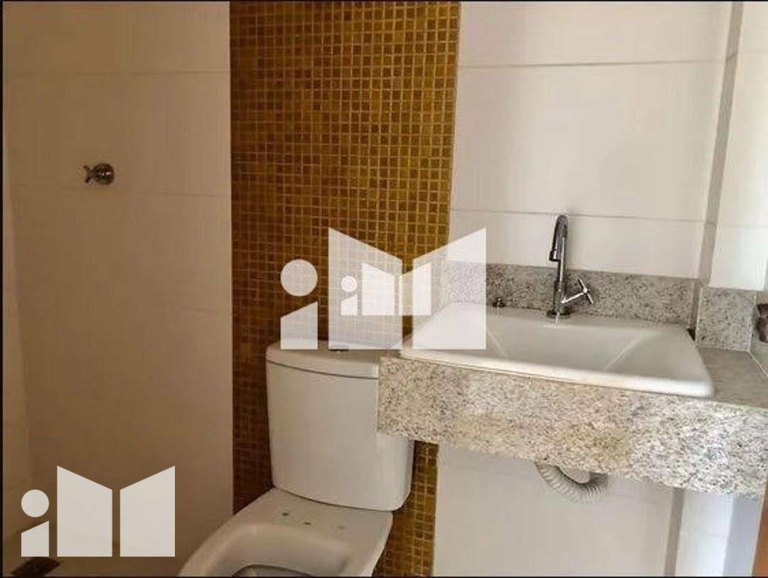 Apartamento à venda com 3 quartos, 105m² - Foto 2