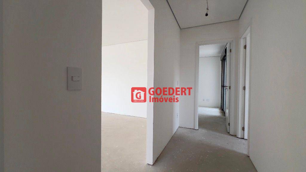 Apartamento à venda com 3 quartos, 150m² - Foto 12