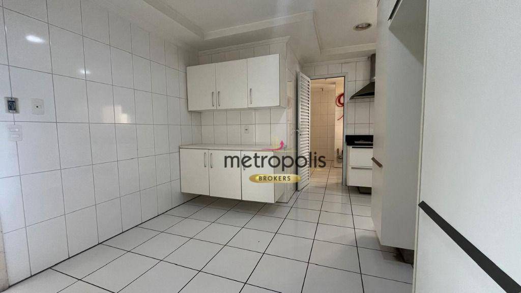 Apartamento à venda com 4 quartos, 145m² - Foto 14