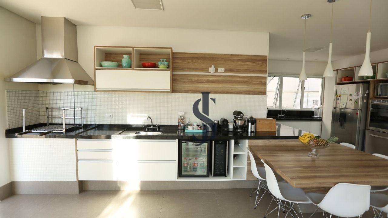 Casa à venda com 4 quartos, 385m² - Foto 7