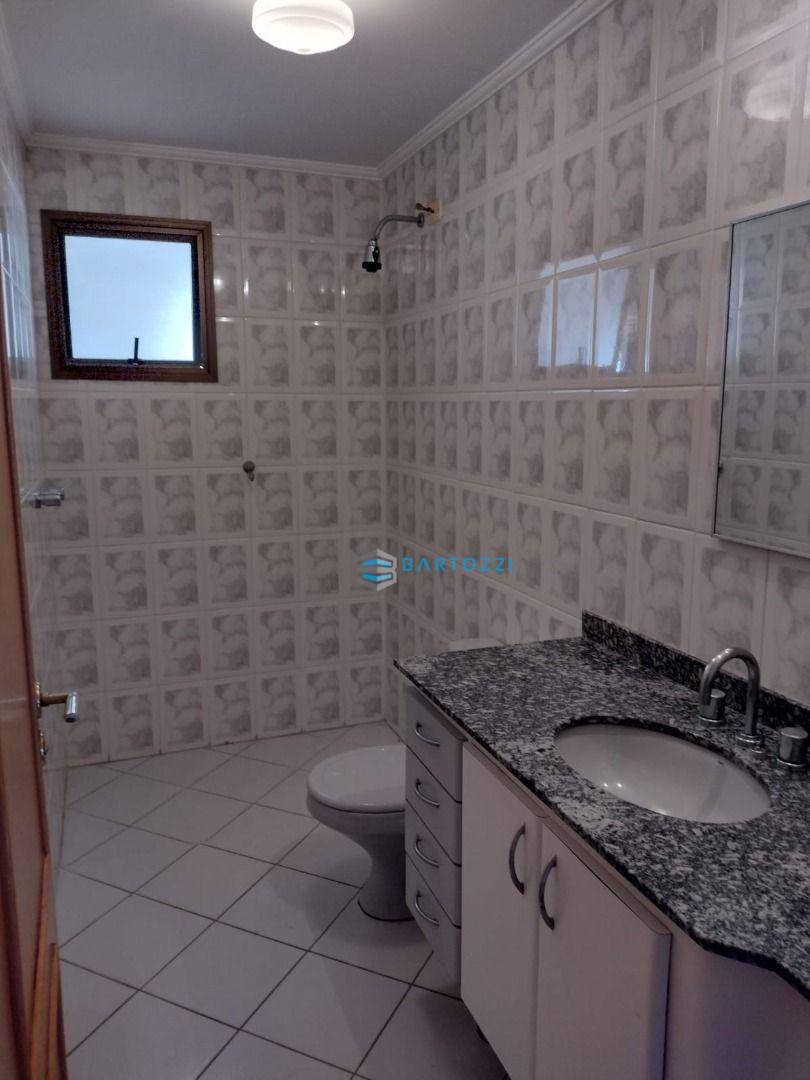 Apartamento à venda com 4 quartos, 135m² - Foto 19