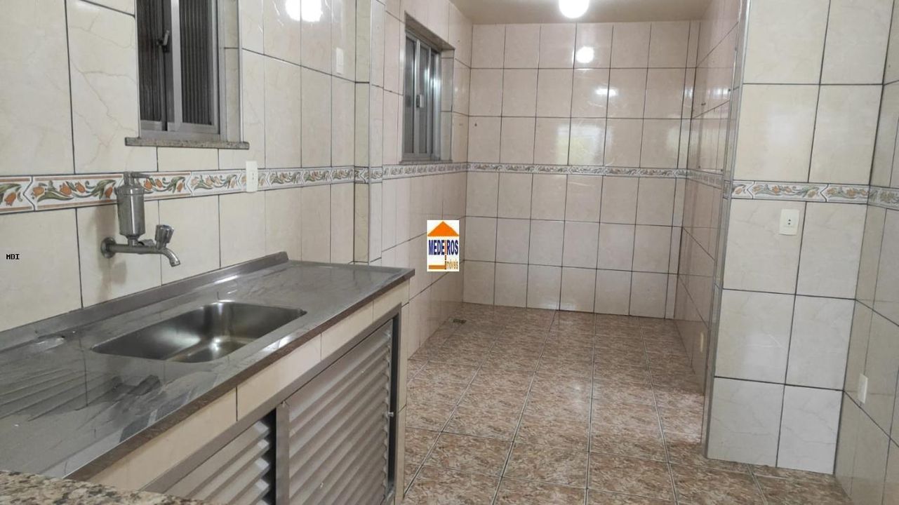 Casa à venda com 2 quartos, 115m² - Foto 11