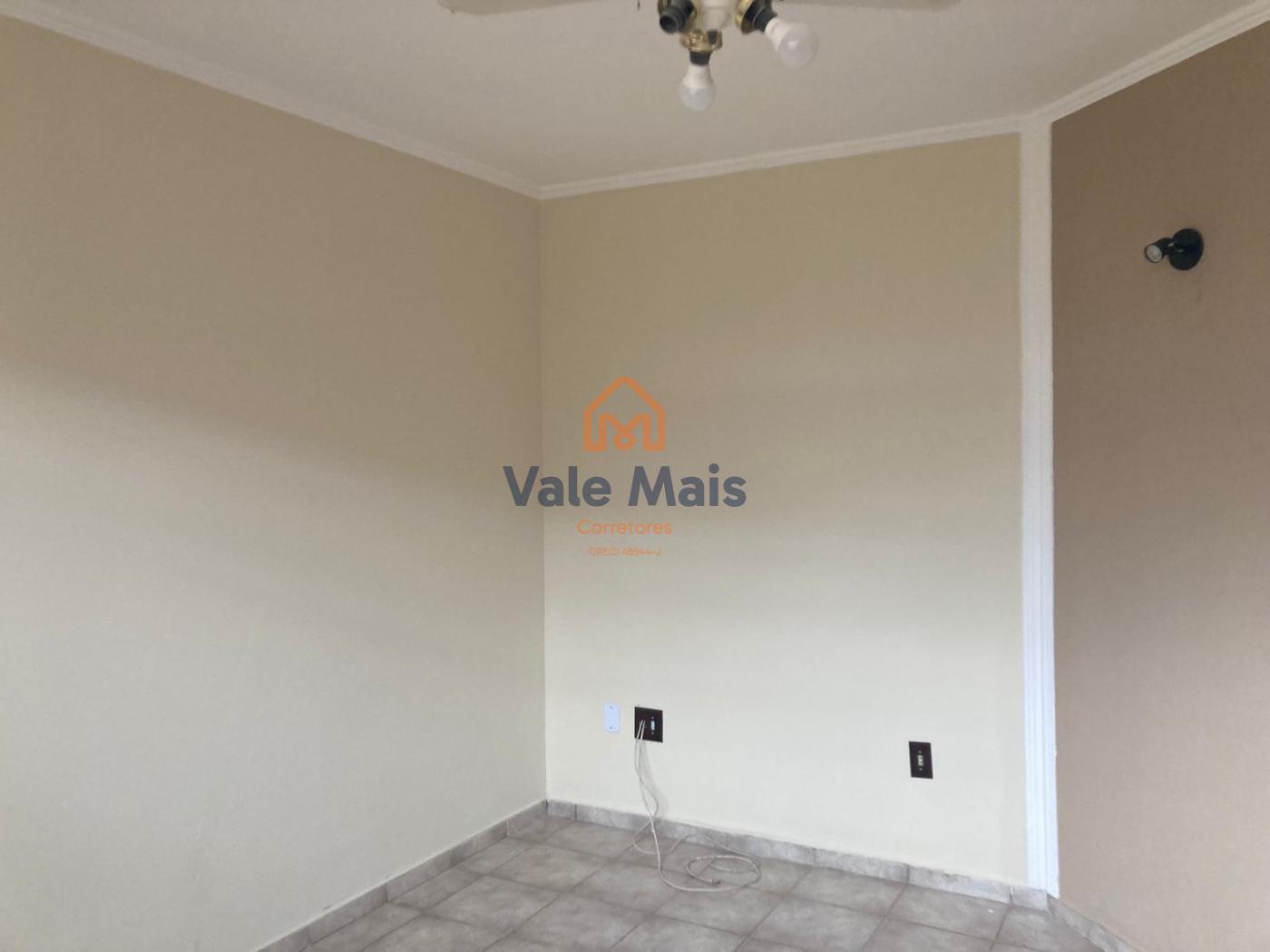 Casa à venda com 4 quartos, 165m² - Foto 3