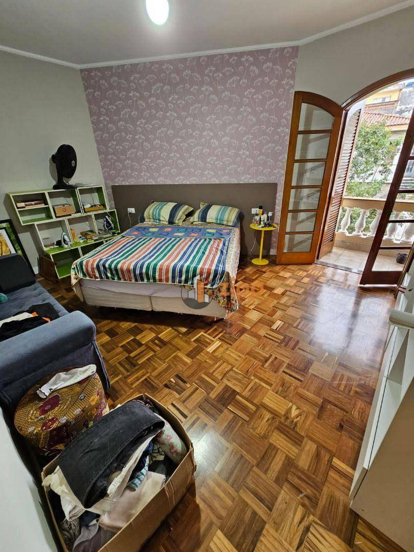 Sobrado à venda com 4 quartos, 210m² - Foto 32