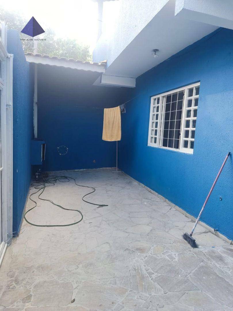 Casa à venda com 3 quartos, 180m² - Foto 3