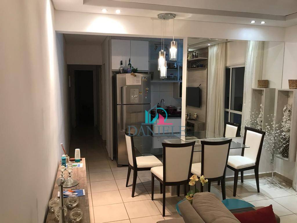 Apartamento à venda com 2 quartos, 71m² - Foto 3