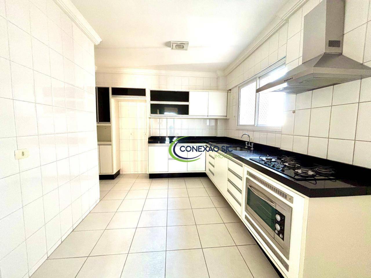 Apartamento para alugar com 3 quartos, 102m² - Foto 3