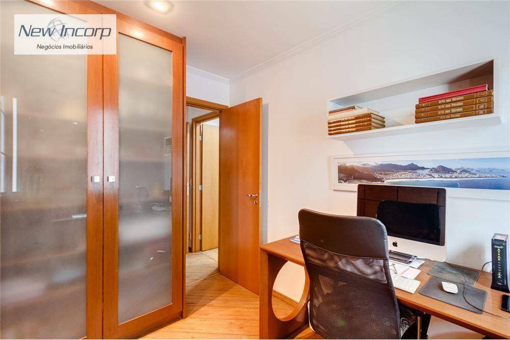 Apartamento à venda com 3 quartos, 125m² - Foto 17