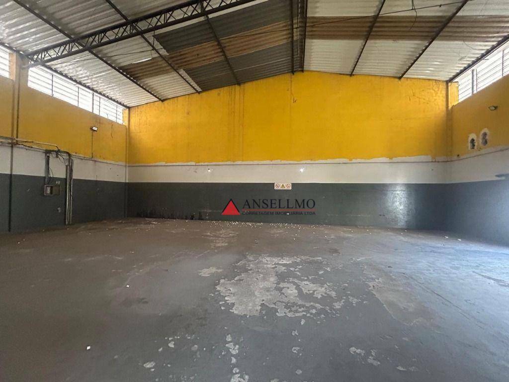 Depósito-Galpão-Armazém para alugar, 2020m² - Foto 8