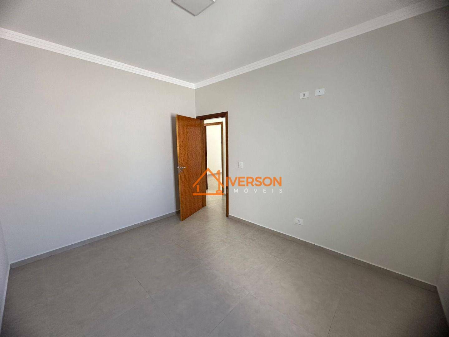 Casa à venda com 3 quartos, 141m² - Foto 14