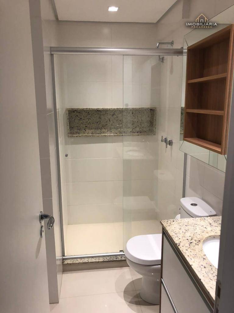 Apartamento à venda com 2 quartos, 66m² - Foto 23