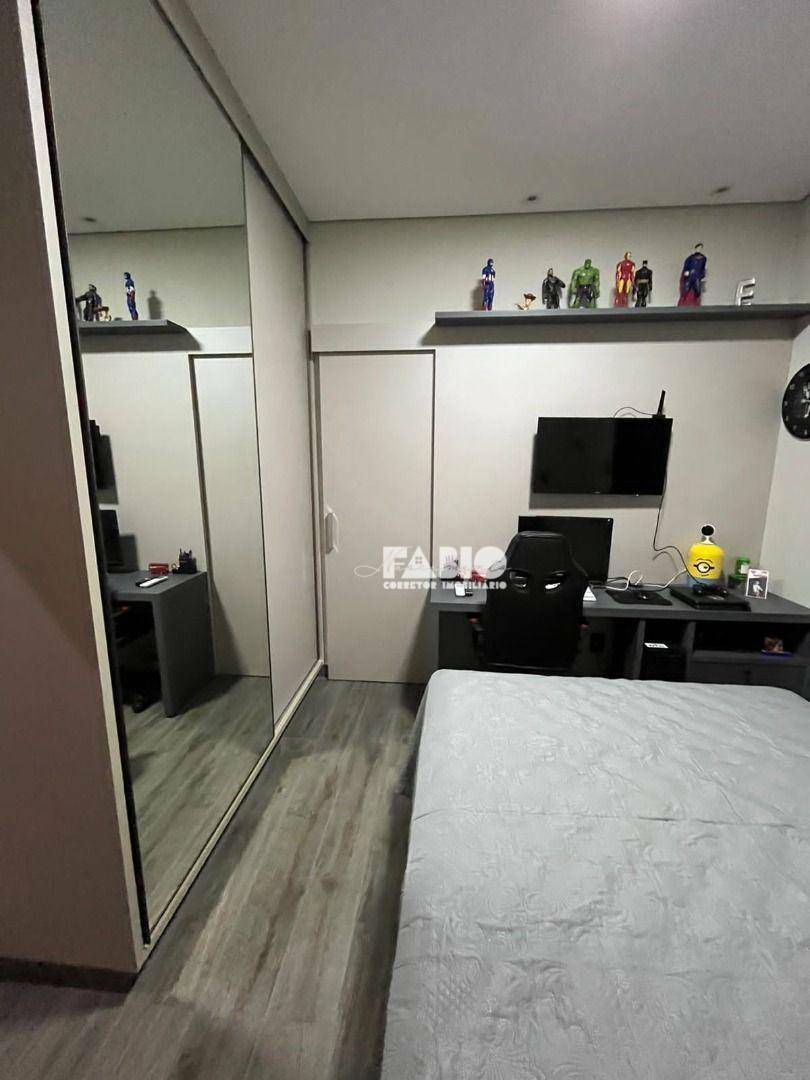 Casa de Condomínio à venda com 3 quartos, 221m² - Foto 19