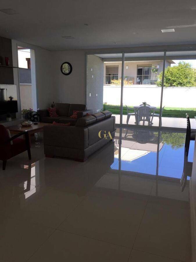 Casa de Condomínio à venda com 4 quartos, 407m² - Foto 3