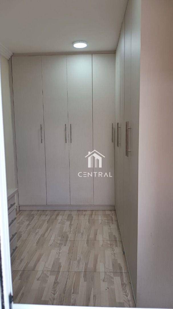 Apartamento para alugar com 3 quartos, 107m² - Foto 6