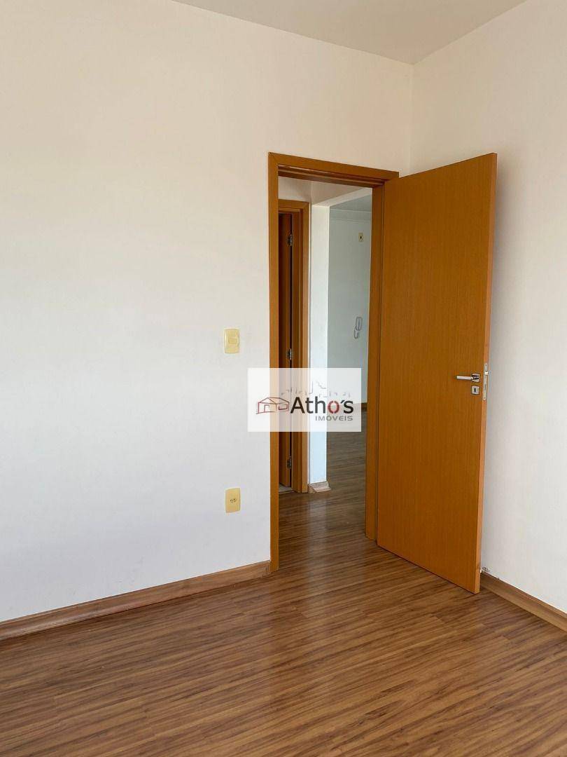 Apartamento para alugar com 2 quartos, 60m² - Foto 6