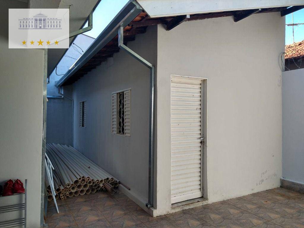 Casa à venda com 3 quartos, 212m² - Foto 5