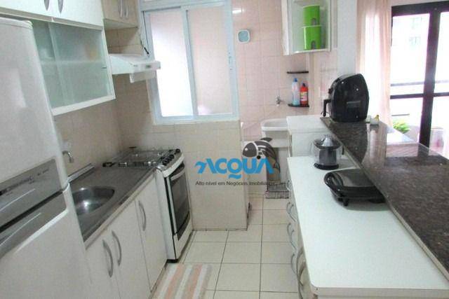 Apartamento à venda com 2 quartos, 82m² - Foto 9