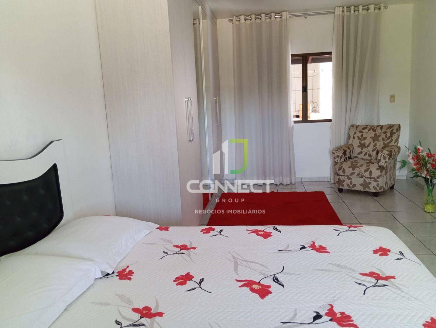 Casa à venda com 4 quartos, 240m² - Foto 12
