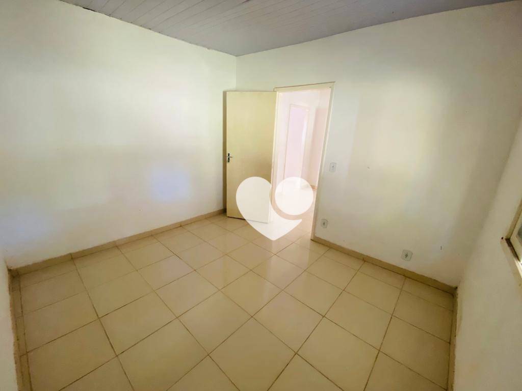 Chácara à venda com 2 quartos, 320m² - Foto 18