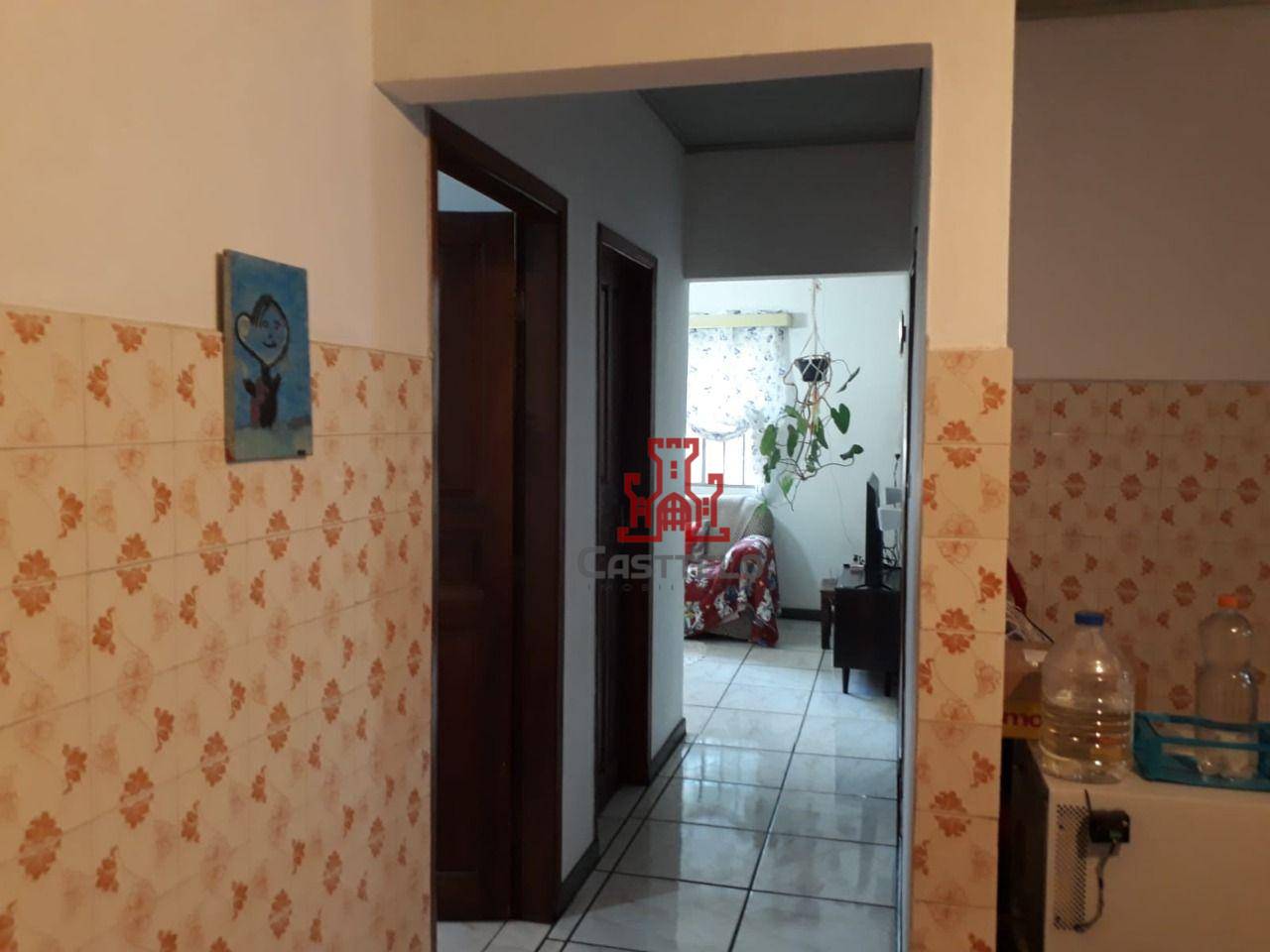 Casa à venda com 3 quartos, 100m² - Foto 2