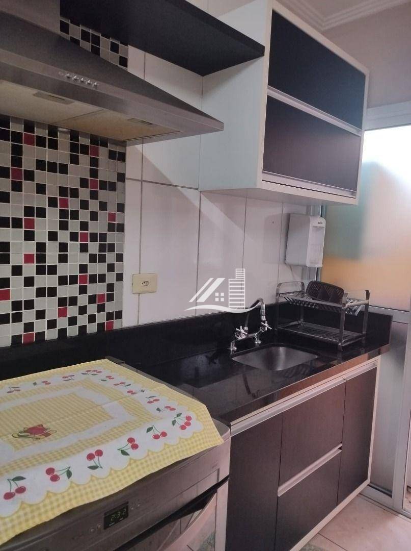 Apartamento à venda com 2 quartos, 70m² - Foto 7