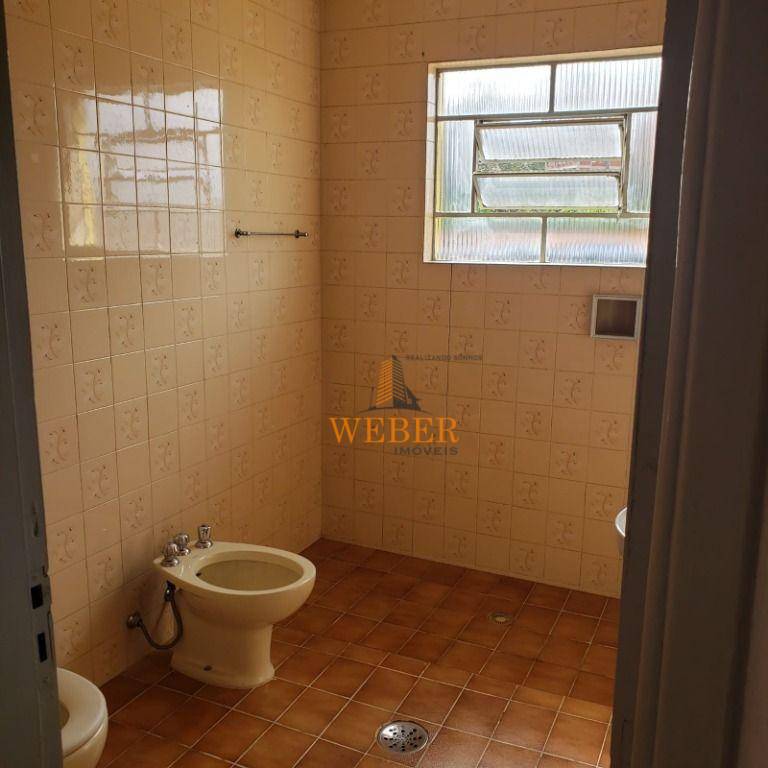 Casa à venda com 3 quartos, 200m² - Foto 17