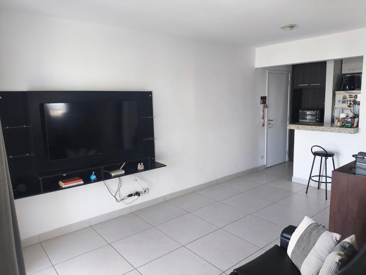 Apartamento à venda com 2 quartos, 70m² - Foto 7