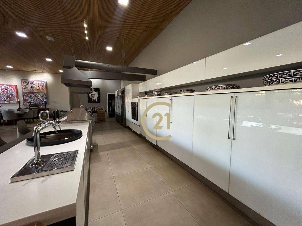 Chácara à venda com 7 quartos, 1500m² - Foto 10
