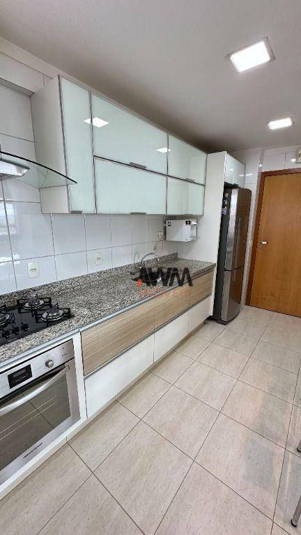 Apartamento para alugar com 3 quartos, 120m² - Foto 17