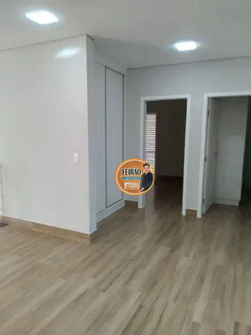 Casa de Condomínio à venda com 3 quartos, 225m² - Foto 4