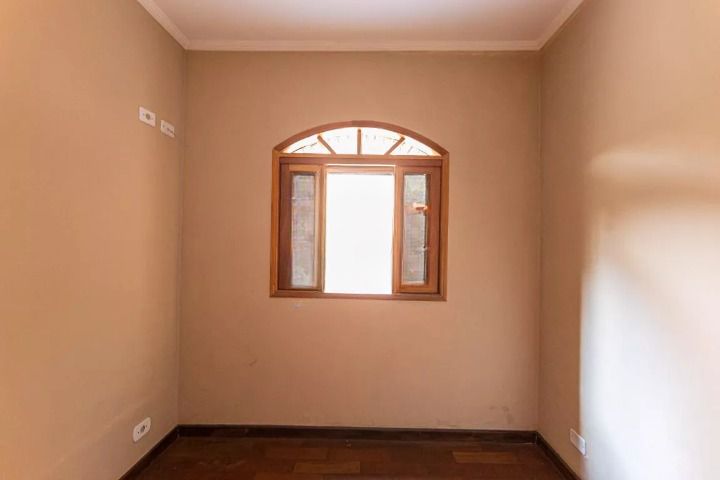 Sobrado à venda com 4 quartos, 250m² - Foto 40