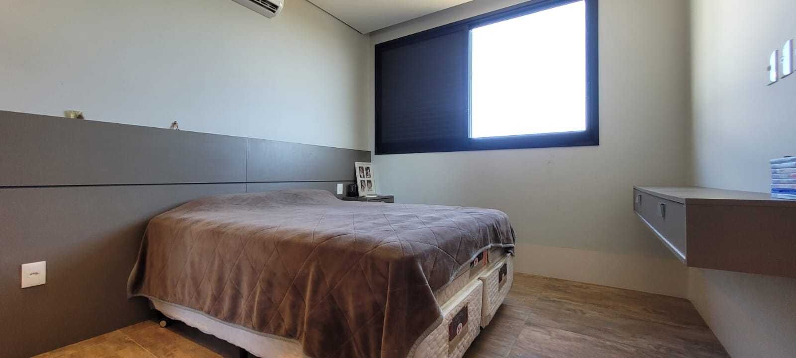 Casa à venda com 3 quartos, 250m² - Foto 29